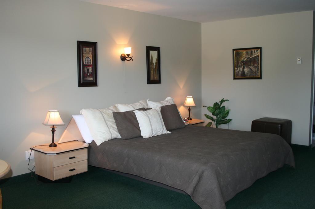 La Cuillere A Pot Hotell Saint-Donat-de-Montcalm Rum bild